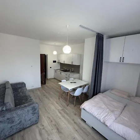 Apartman U Plaze, Durres *