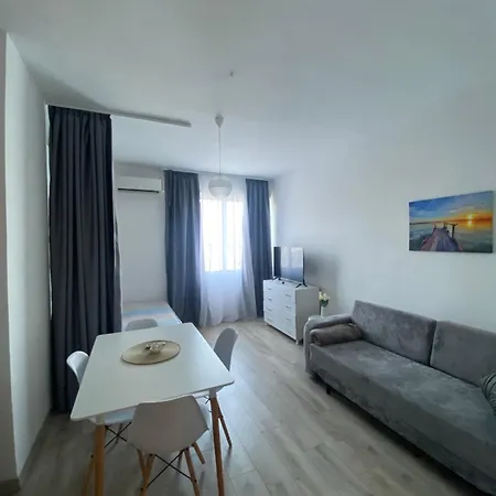 Apartment Apartman U Plaze, Durres *